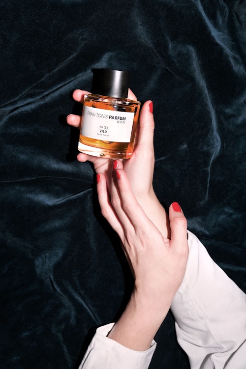 Savouring simplicity with Berlin-based Frau Tonis Parfum.